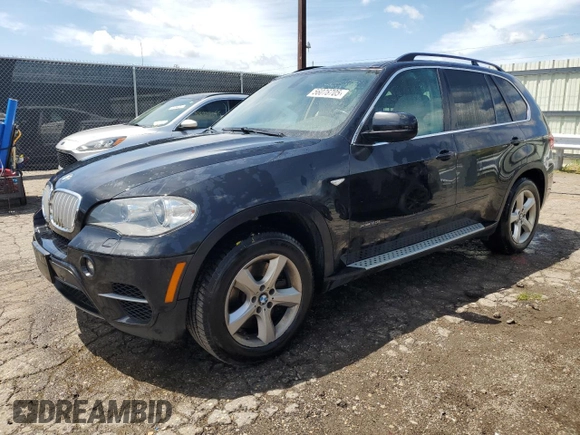 2013 BMW X5 xDrive50i with VIN 5UXZV8C56DL898864, listed as a Copart auction lot 56076705 with 157,805 mi miles and Clean title. Bid and sale history available at DreamBid. Image 1.