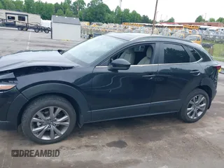2024 Mazda CX-30 S Preferred z VIN 3MVDMBCM3RM663118, wystawiony jako IAAI lot #42336540 z przebiegiem 11 096 mil mil oraz . Historia ofert i sprzedaży dostępna na DreamBid. Obrazek 14.