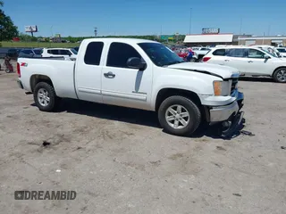 2011 GMC Sierra 1500 SLE z VIN 1GTR2VE37BZ445741, wystawiony jako IAAI lot #39359326 z przebiegiem 250 500 mil mil oraz . Historia ofert i sprzedaży dostępna na DreamBid. Obrazek 1.
