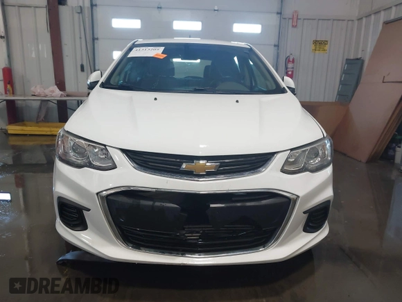 2020 Chevrolet Sonic LT z VIN 1G1JG6SB3L4110788, wystawiony jako IAAI lot #41313209 z przebiegiem 69 122 mil mil oraz . Historia ofert i sprzedaży dostępna na DreamBid. Obrazek 12.