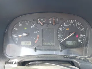 2004 Volkswagen Golf GLS z VIN 9BWGL61J644029751, wystawiony jako IAAI lot #42122791 z przebiegiem 155 058 mil mil oraz . Historia ofert i sprzedaży dostępna na DreamBid. Obrazek 7.