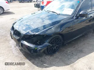 2011 BMW 3 Series 328i with VIN WBAPH5G55BNM81646, listed as a IAAI auction lot 42376059 with 116,318 mi miles and . Bid and sale history available at DreamBid. Image 6.
