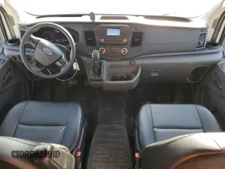 2023 Ford Transit Cargo with VIN 1FTBR2C8XPKC00992, listed as a Copart auction lot 73199944 with 31,891 mi miles and Clean Title. Bid and sale history available at DreamBid. Image 8.