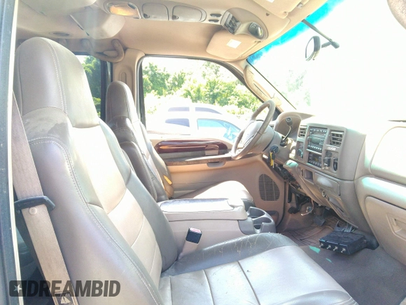 2003 Ford Excursion с VIN 1FMSU45F83EB25140, выставлен на аукционе IAAI как лот 42560461 с пробегом 241 000 миль миль и . История ставок и продаж доступна на DreamBid. Изображение 5.