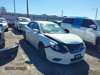 2016 Nissan Altima SR z VIN 1N4AL3AP6GC145745, wystawiony jako IAAI lot #41737443 z przebiegiem 101 545 mil mil oraz . Historia ofert i sprzedaży dostępna na DreamBid. Obrazek 1.