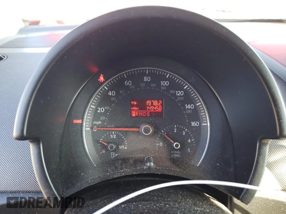 2006 Volkswagen Beetle with VIN 3VWSR31C26M401819, listed as a Copart auction lot 76096134 with 149,458 mi miles and Salvage title. Bid and sale history available at DreamBid. Image 9.