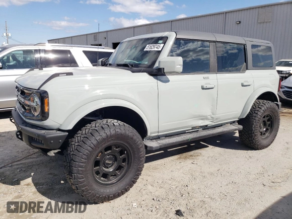 2022 Ford Bronco z VIN 1FMEE5BP9NLB91319, wystawiony jako Copart lot #51629745 z przebiegiem 20 508 mil mil oraz Szkoda całkowita • Salvage title. Historia ofert i sprzedaży dostępna na DreamBid. Obrazek 1.