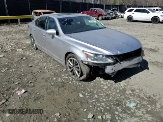 2013 Lexus LS 460 with VIN JTHCL5EF1D5017377, listed as a Copart auction lot 48390465 with 136,366 mi miles and Salvage title. Bid and sale history available at DreamBid. Image 10.