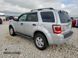 2012 Ford Escape XLT z VIN 1FMCU9DG5CKA92739, wystawiony jako Copart lot #62380375 z przebiegiem 68 755 mil mil oraz Szkoda całkowita • Salvage title. Historia ofert i sprzedaży dostępna na DreamBid. Obrazek 2.
