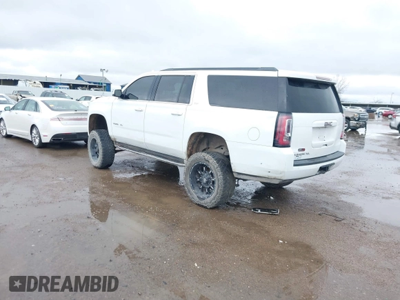 2018 GMC Yukon XL SLT with VIN 1GKS2GKCXJR315537, listed as a IAAI auction lot 41541293 with 114,672 mi miles. Bid and sale history available at carsss.com. Image 3.