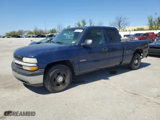 2001 Chevrolet Silverado 1500 LS with VIN 2GCEC19V611242072, listed as a Copart auction lot 53164115 with 246,663 mi miles and Clean Title. Bid and sale history available at carsss.com. Image 1.