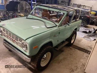1970 Ford Bronco z VIN U15GLJ18429, wystawiony jako Copart lot #89351135 z przebiegiem 2 935 mil mil oraz Szkoda całkowita • Salvage title. Historia ofert i sprzedaży dostępna na DreamBid. Obrazek 2.