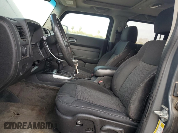 2008 Hummer H3 SUV Luxury with VIN 5GTEN13E388108462, listed as a Copart auction lot 45057225 with 240,946 mi miles and Clean Title. Bid and sale history available at carsss.com. Image 7.