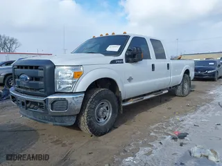 2015 Ford Super Duty F-250 SRW Lariat with VIN 1FT7W2BT8FEC89883, listed as a IAAI auction lot 41355953 with 75,542 mi miles. Bid and sale history available at carsss.com. Image 17.