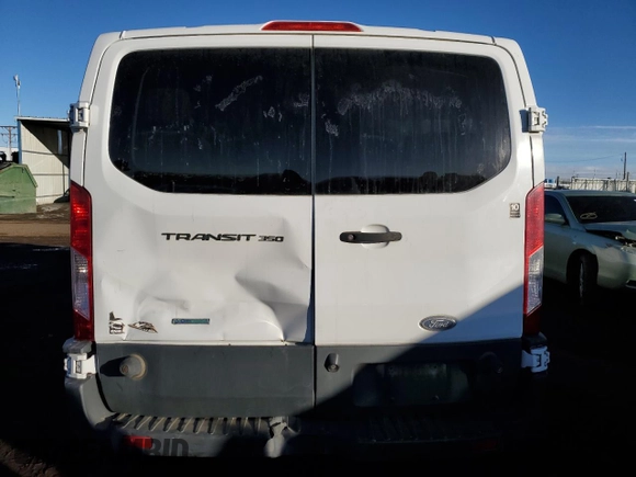 2018 Ford Transit Passenger XL z VIN 1FBZX2YGXJKA96195, wystawiony jako Copart lot #43571525 z przebiegiem 133 661 mil mil oraz Czysty tytuł • Clean title. Historia ofert i sprzedaży dostępna na DreamBid. Obrazek 6.