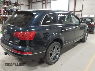 2012 Audi Q7 Premium Plus with VIN WA1LMAFE5CD008743, listed as a IAAI auction lot 40956930 with 117,947 mi miles and . Bid and sale history available at DreamBid. Image 4.