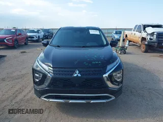 2024 Mitsubishi Eclipse Cross SE z VIN JA4ATWAAXRZ063910, wystawiony jako IAAI lot #42702986 z przebiegiem 30 998 mil mil oraz . Historia ofert i sprzedaży dostępna na DreamBid. Obrazek 12.