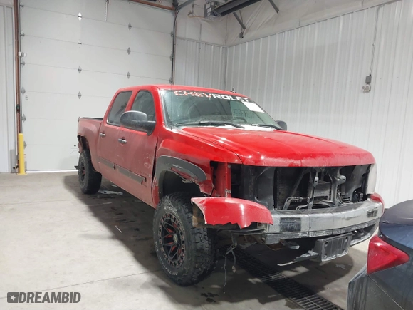 2007 Chevrolet Silverado 1500 LT w/1LT with VIN 3GCEK13M77G504944, listed as a IAAI auction lot 41593778 with 173,788 mi miles. Bid and sale history available at carsss.com. Image 1.