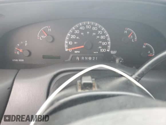 2000 Ford F-150 XL with VIN 1FTRX17W7YNB87528, listed as a Copart auction lot 88470995 with 0 mi miles and Salvage Title. Bid and sale history available at carsss.com. Image 9.