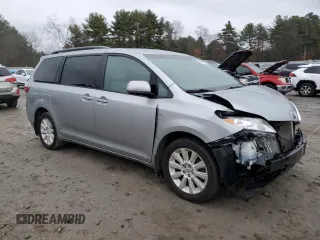 2016 Toyota Sienna LE with VIN 5TDJK3DC4GS133341, listed as a Copart auction lot 83660134 with 133,700 mi miles and Salvage Title. Bid and sale history available at carsss.com. Image 4.