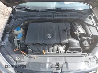 2012 Volkswagen Jetta SE z VIN 3VWDX7AJ3CM350041, wystawiony jako IAAI lot #42425022 z przebiegiem 243 840 mil mil oraz . Historia ofert i sprzedaży dostępna na DreamBid. Obrazek 10.