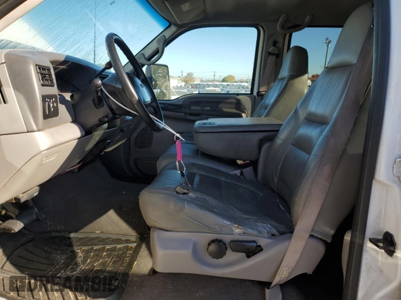 2001 Ford Super Duty F-250 XL with VIN 1FTNW21S91EA22597, listed as a Copart auction lot 77105584 with 176,073 mi miles and Clean Title. Bid and sale history available at carsss.com. Image 7.