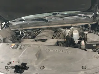 2016 Chevrolet Suburban LS z VIN 1GNSKGEC4GR269131, wystawiony jako IAAI lot #42430573 z przebiegiem 243 728 mil mil oraz . Historia ofert i sprzedaży dostępna na DreamBid. Obrazek 20.