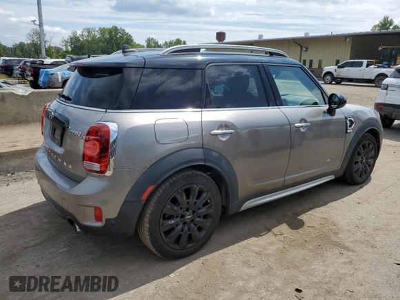 2018 MINI Countryman Cooper S with VIN WMZYT5C38J3D82939, listed as a Copart auction lot 69400874 with 0 mi miles and Salvage Title. Bid and sale history available at carsss.com. Image 3.