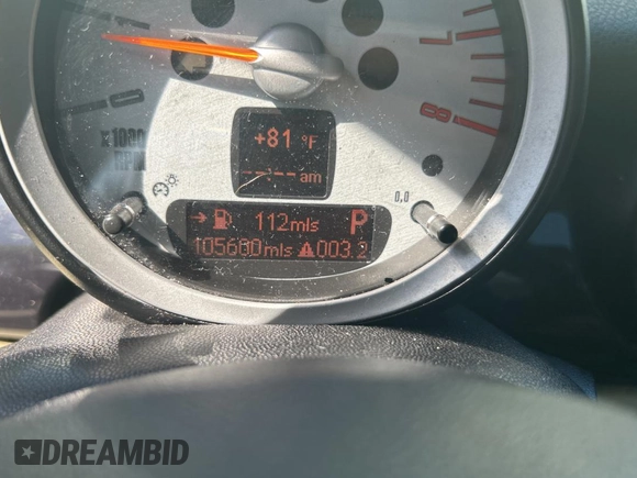 2007 MINI Hardtop S with VIN WMWMF73527TL89620, listed as a Copart auction lot 52344035 with 105,600 mi miles and Clean Title. Bid and sale history available at DreamBid. Image 8.