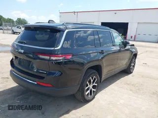 2024 Jeep Grand Cherokee Limited with VIN 1C4RJKBG2R8507247, listed as a IAAI auction lot 42322680 with 34,697 mi miles and . Bid and sale history available at DreamBid. Image 4.