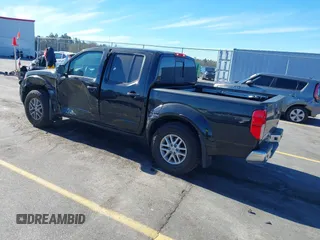 2021 Nissan Frontier SV z VIN 1N6ED0EA6MN701370, wystawiony jako IAAI lot #41326550 z przebiegiem 63 107 mil mil oraz . Historia ofert i sprzedaży dostępna na DreamBid. Obrazek 3.