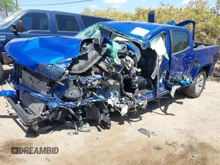 2019 Chevrolet Colorado 2WD LT with VIN 1GCGSCEN1K1305373, listed as a IAAI auction lot 42708560 with Not provided miles and . Bid and sale history available at DreamBid. Image 17.
