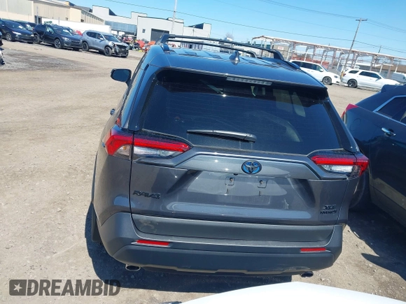2024 Toyota RAV4 Hybrid XLE Premium with VIN 2T3B6RFVXRW082567, listed as a IAAI auction lot 42059419 with 3,039 mi miles. Bid and sale history available at carsss.com. Image 16.