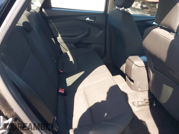 2015 Ford Focus SE with VIN 1FADP3F23FL313614, listed as a IAAI auction lot 42153320 with 121,346 mi miles. Bid and sale history available at carsss.com. Image 8.