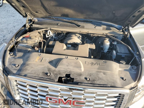 2020 GMC Yukon Denali with VIN 1GKS2CKJ2LR108750, listed as a Copart auction lot 75721364 with 93,403 mi miles and Salvage Title. Bid and sale history available at carsss.com. Image 13.