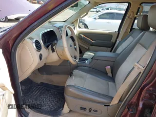 2006 Ford Explorer Eddie Bauer with VIN 1FMEU74E76UB52265, listed as a IAAI auction lot 41813542 with 135,773 mi miles. Bid and sale history available at carsss.com. Image 13.