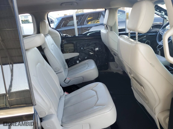 2021 Chrysler Voyager LXI with VIN 2C4RC1DG3MR557024, listed as a Copart auction lot 78210534 with 122,867 mi miles and Clean Title. Bid and sale history available at carsss.com. Image 11.