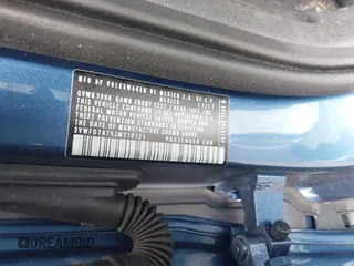 2018 Volkswagen Beetle S z VIN 3VWFD7AT5JM710121, wystawiony jako IAAI lot #41264655 z przebiegiem 37 871 mil mil oraz . Historia ofert i sprzedaży dostępna na DreamBid. Obrazek 9.