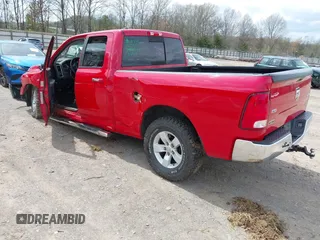 2017 Ram 1500 SLT z VIN 1C6RR7GG0HS578017, wystawiony jako IAAI lot #41935144 z przebiegiem 173 655 mil mil oraz . Historia ofert i sprzedaży dostępna na DreamBid. Obrazek 3.