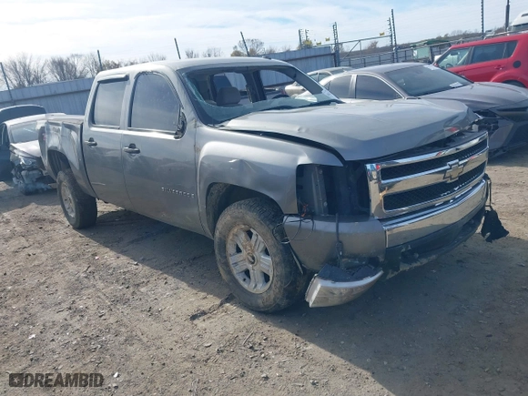 2007 Chevrolet Silverado 1500 LTZ with VIN 2GCEK13M071609477, listed as a IAAI auction lot 41042020 with 193,095 mi miles. Bid and sale history available at carsss.com. Image 1.