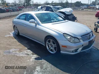 2006 Mercedes-Benz CLS-Class with VIN WDDDJ75X66A057762, listed as a IAAI auction lot 41911373 with 190,907 mi miles. Bid and sale history available at carsss.com. Image 1.