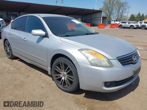 2009 Nissan Altima SL with VIN 1N4AL21E49N472094, listed as a IAAI auction lot 42108451 with 210,448 mi miles and . Bid and sale history available at DreamBid. Image 1.