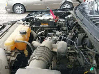 2016 Ford F-150 XL z VIN 1FTEX1C80GFA75359, wystawiony jako IAAI lot #43498541 z przebiegiem 186 613 mil mil oraz . Historia ofert i sprzedaży dostępna na DreamBid. Obrazek 19.