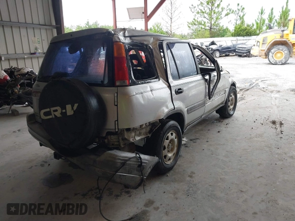 1999 Honda CR-V LX with VIN JHLRD2845XC018679, listed as a IAAI auction lot 39900180 with 222,656 mi miles. Bid and sale history available at carsss.com. Image 4.