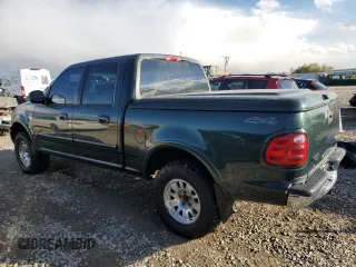 2002 Ford F-150 XLT with VIN 1FTRW08692KE38179, listed as a Copart auction lot 78331034 with 168,635 mi miles and Clean Title. Bid and sale history available at carsss.com. Image 2.
