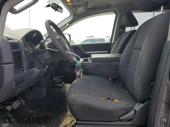 2012 Nissan Titan SV z VIN 1N6AA0EJ9CN325608, wystawiony jako Copart lot #58925565 z przebiegiem 86 967 mil mil oraz Szkoda całkowita • Salvage title. Historia ofert i sprzedaży dostępna na DreamBid. Obrazek 7.