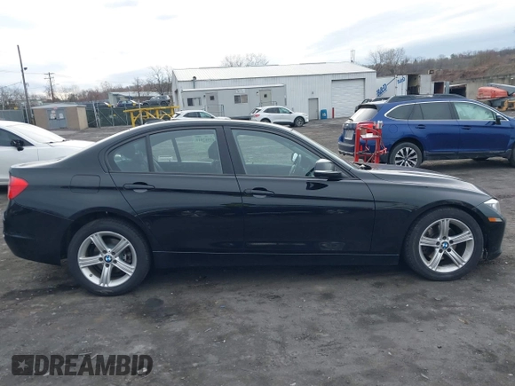 2014 BMW 3 Series 320i xDrive with VIN WBA3C3G59ENS70388, listed as a IAAI auction lot 41962815 with 195,393 mi miles. Bid and sale history available at carsss.com. Image 13.
