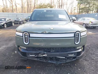 2022 Rivian R1S Launch Edition with VIN 7PDSGABL4NN000409, listed as a IAAI auction lot 41433164 with 39,603 mi miles. Bid and sale history available at carsss.com. Image 12.