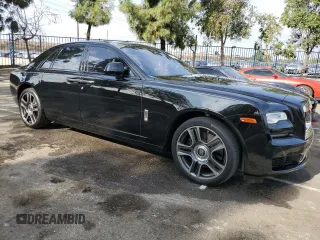 2019 Rolls-Royce Ghost z VIN SCA664S54KUX54725, wystawiony jako Copart lot #62910454 z przebiegiem 17 246 mil mil oraz Szkody całkowita. Historia ofert i sprzedaży dostępna na DreamBid. Obrazek 4.