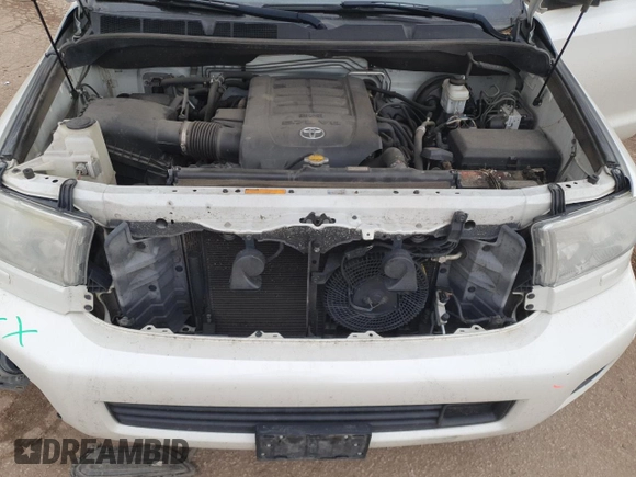 2014 Toyota Sequoia Platinum with VIN 5TDDW5G14ES104393, listed as a Copart auction lot 45494815 with 243,245 mi miles and Salvage Title. Bid and sale history available at carsss.com. Image 12.